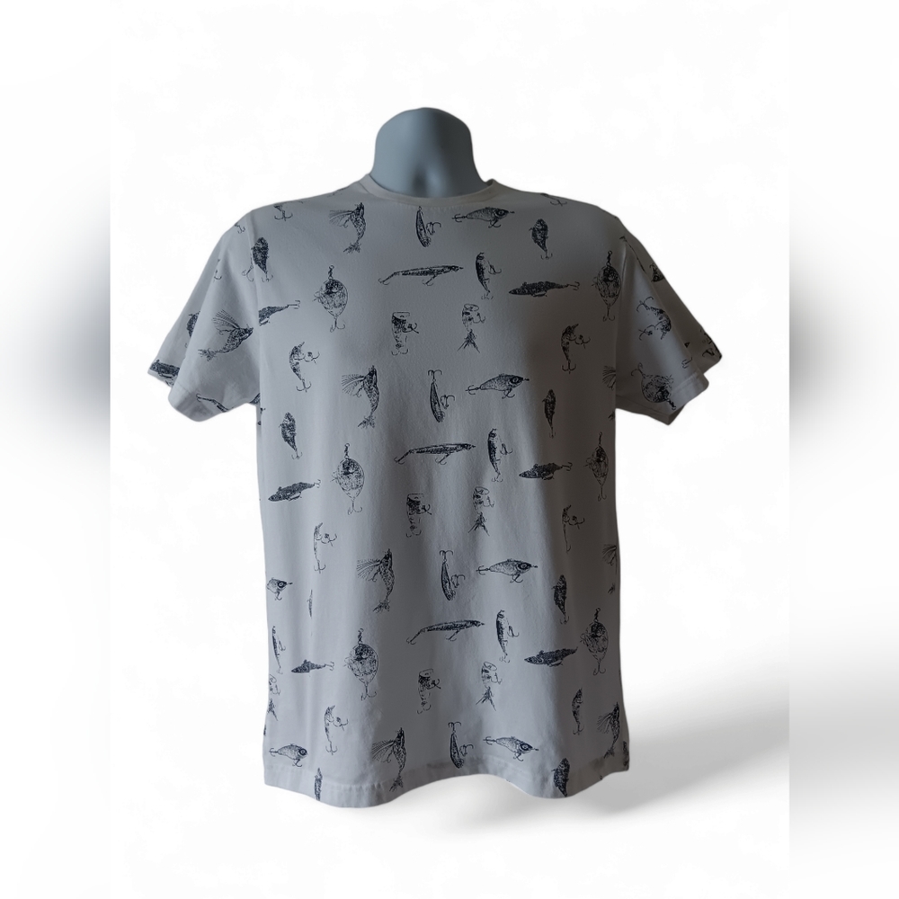 Denim and Flower men's white fishing lure print short-sleeve t-shirt size L